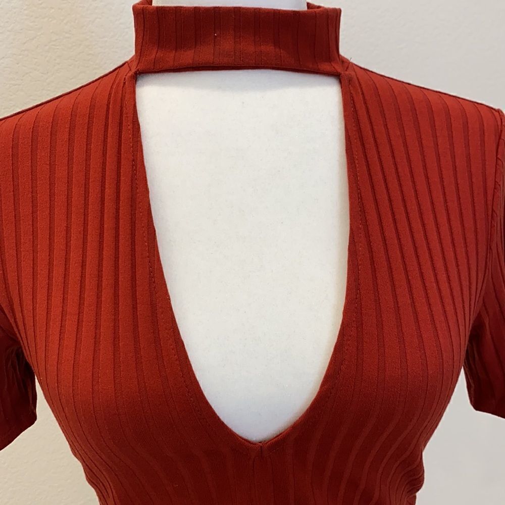 Express Top  - Picture 4 of 5